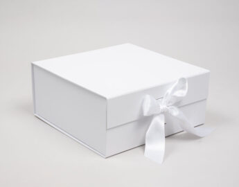 White-Boxes-With-Lids