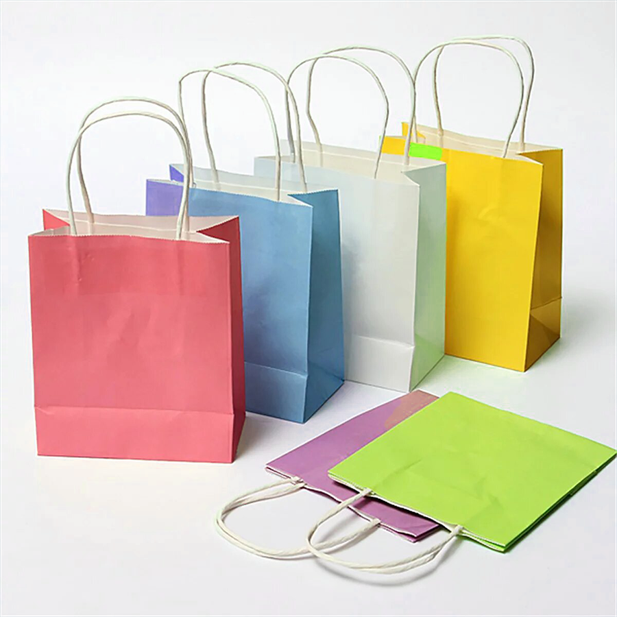 Shopping yellow paper bag Royalty Free Vector Image