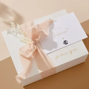 bridesmaid-invitation-boxes