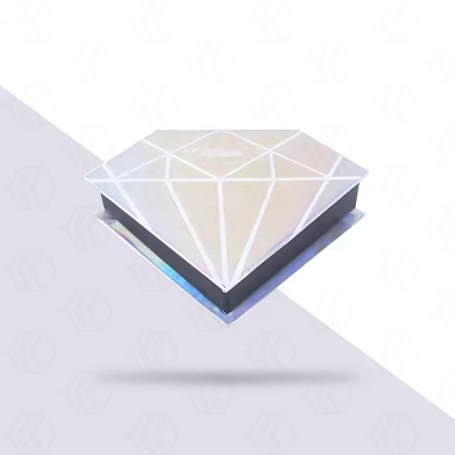 diamond-shaped-gift-box